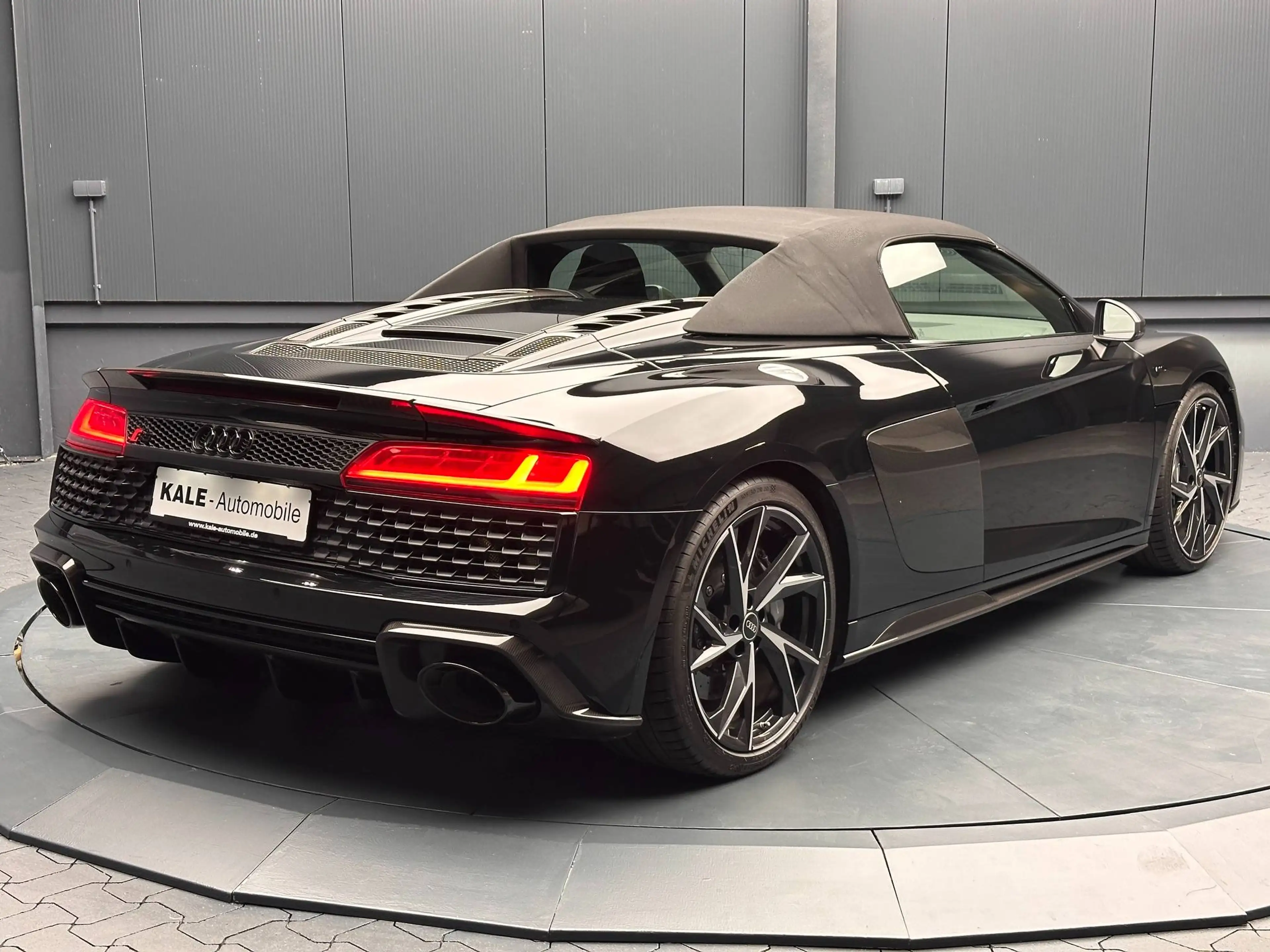 Audi R8 Spyder V10 quattro performance*CARBON*KERAMIK*B&O* — photo 6