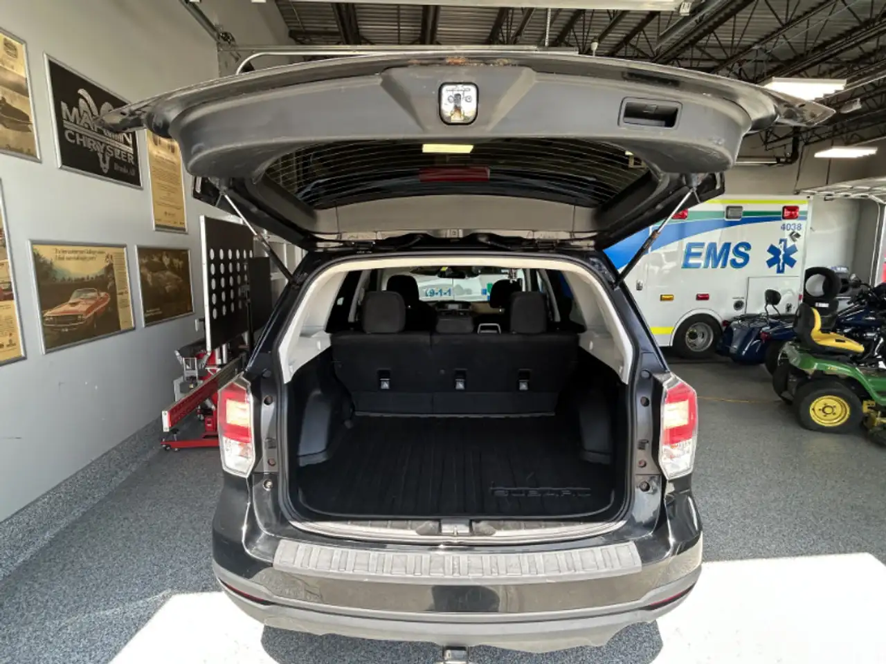 Subaru Forester снимка Subaru Forester