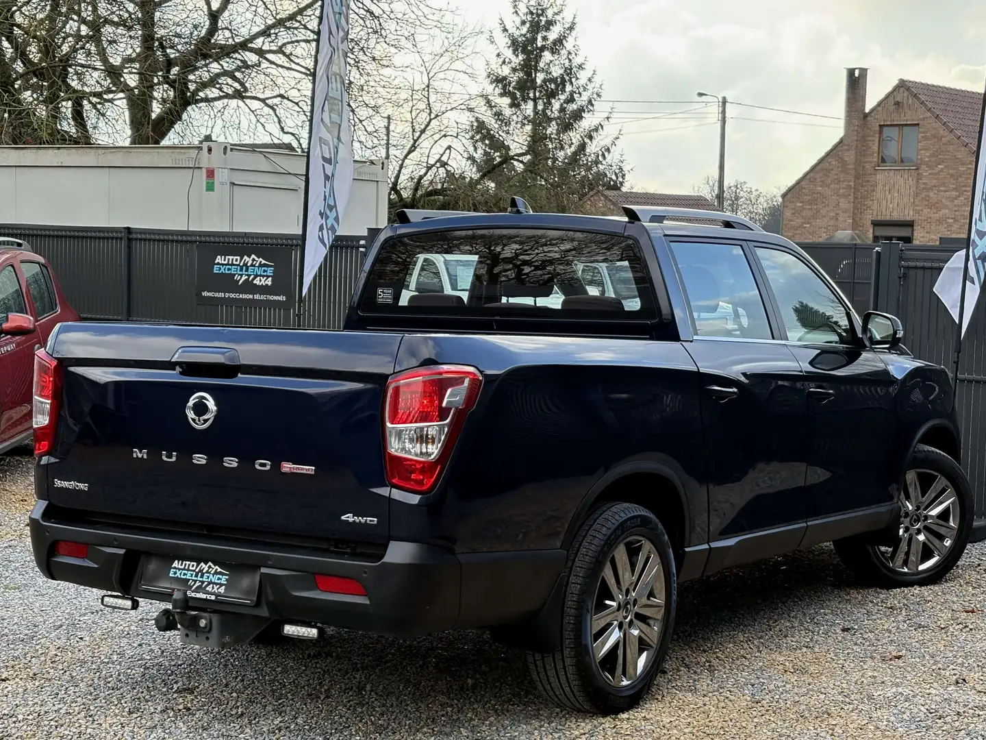SsangYong Musso 2.2 Turbo Xdi 4WD EURO 6b/ Automatique/Gps/ Camera Blau - 2