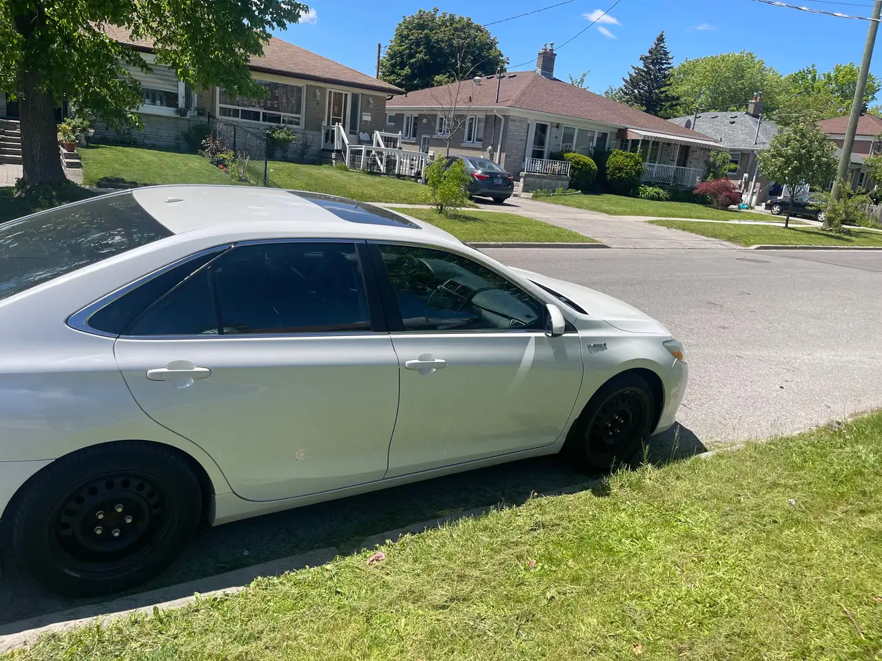 Toyota Camry photo Toyota Camry