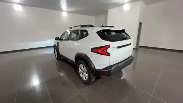 Dacia Duster view 2