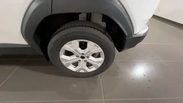 Dacia Duster view 3