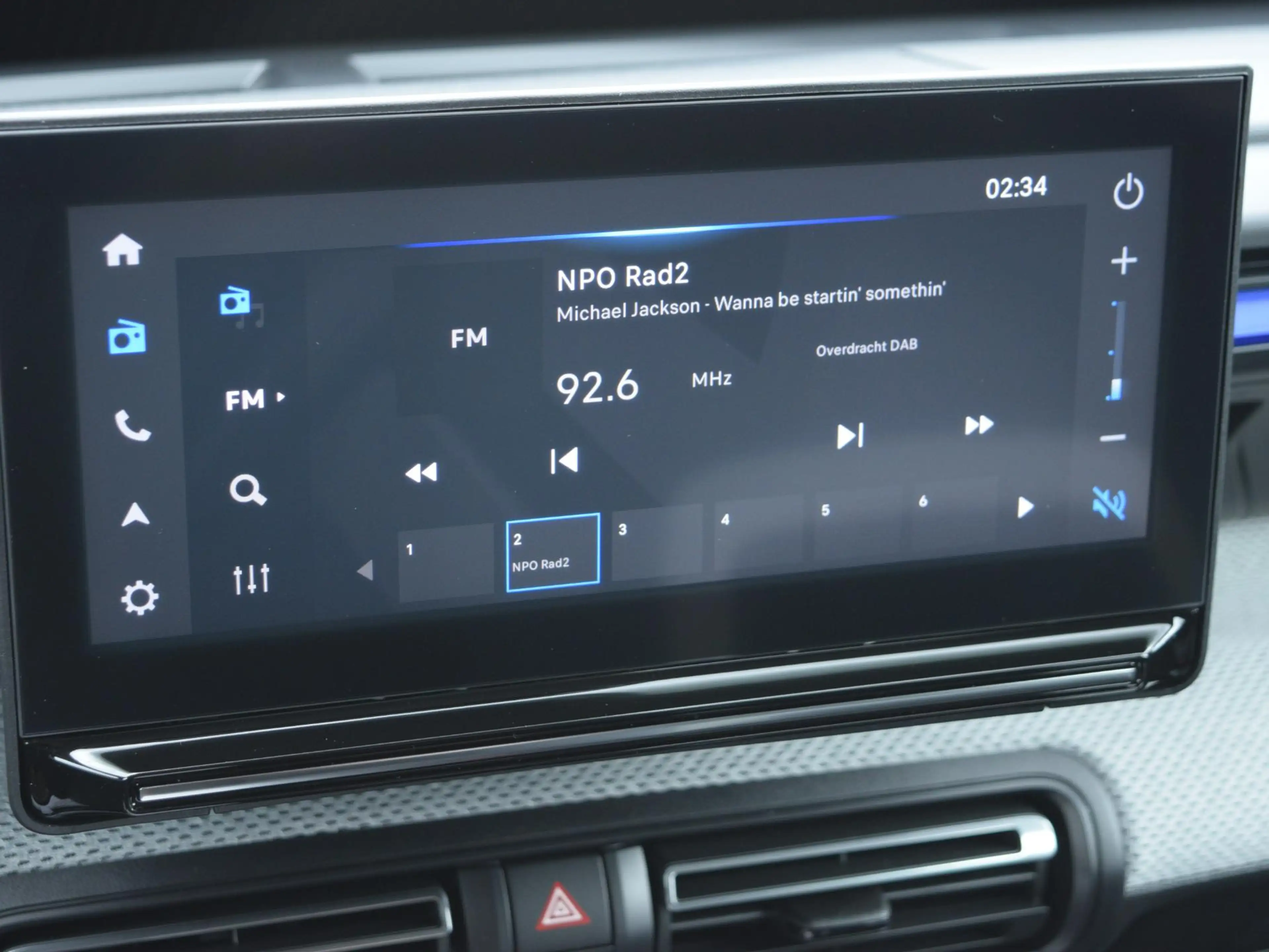 Citroen E-C3 Plus 113pk Comfort Range 44 kWh | NAVI | PARKEERSE — photo 11