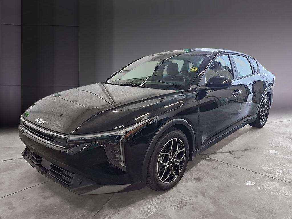 2026 Kia K4 LX FWD