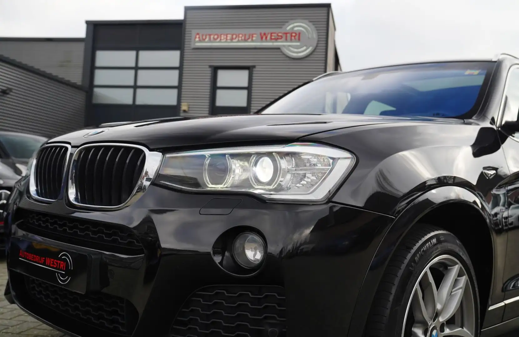 BMW X3 SDrive18d Centennial High Executive | Panorama | M Negro - 2