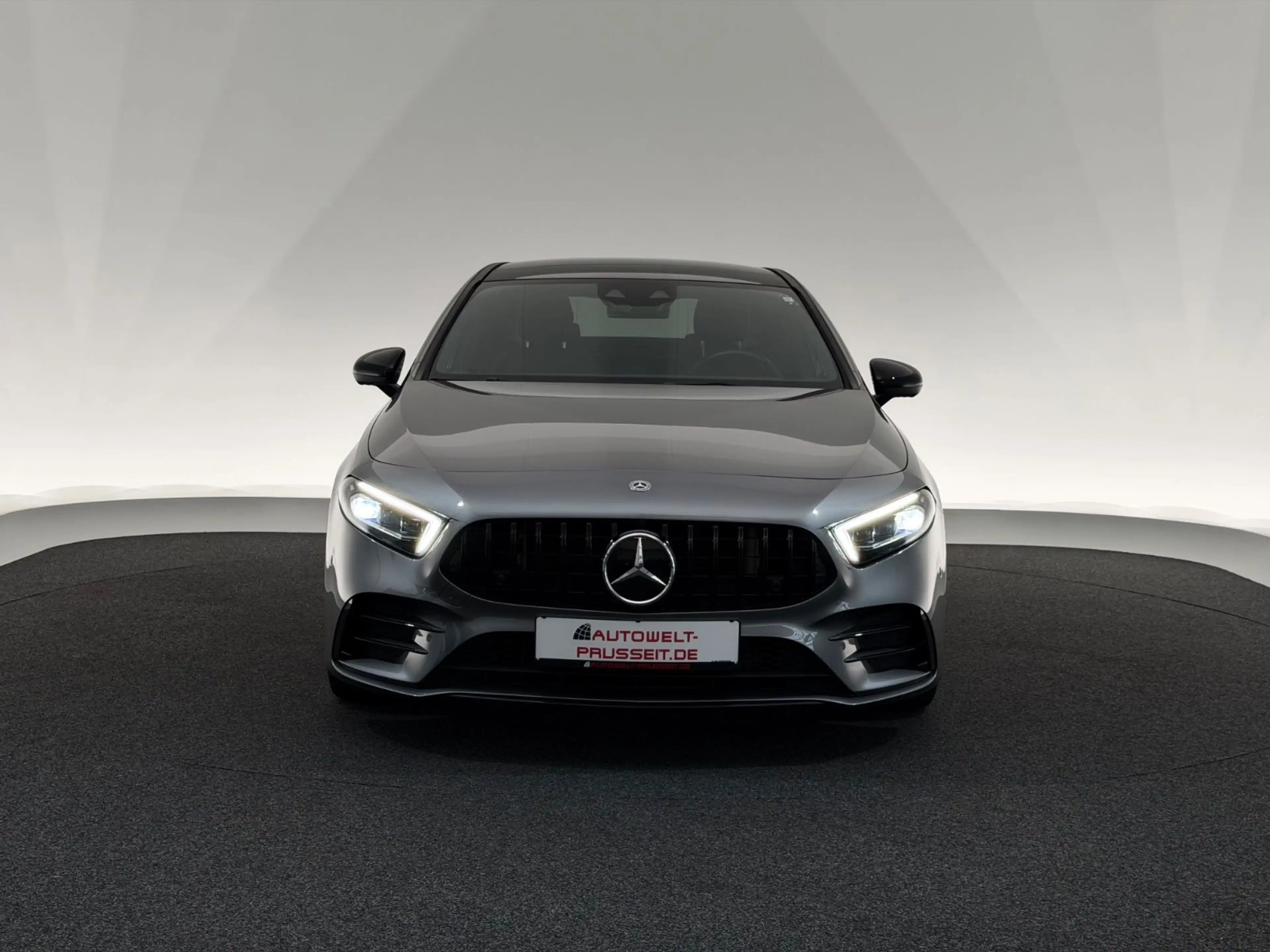 Mercedes-Benz A 35 AMG 4Ma. Lim.*NIGHT*LED-360°-BURM-PANO-ACC — photo 2