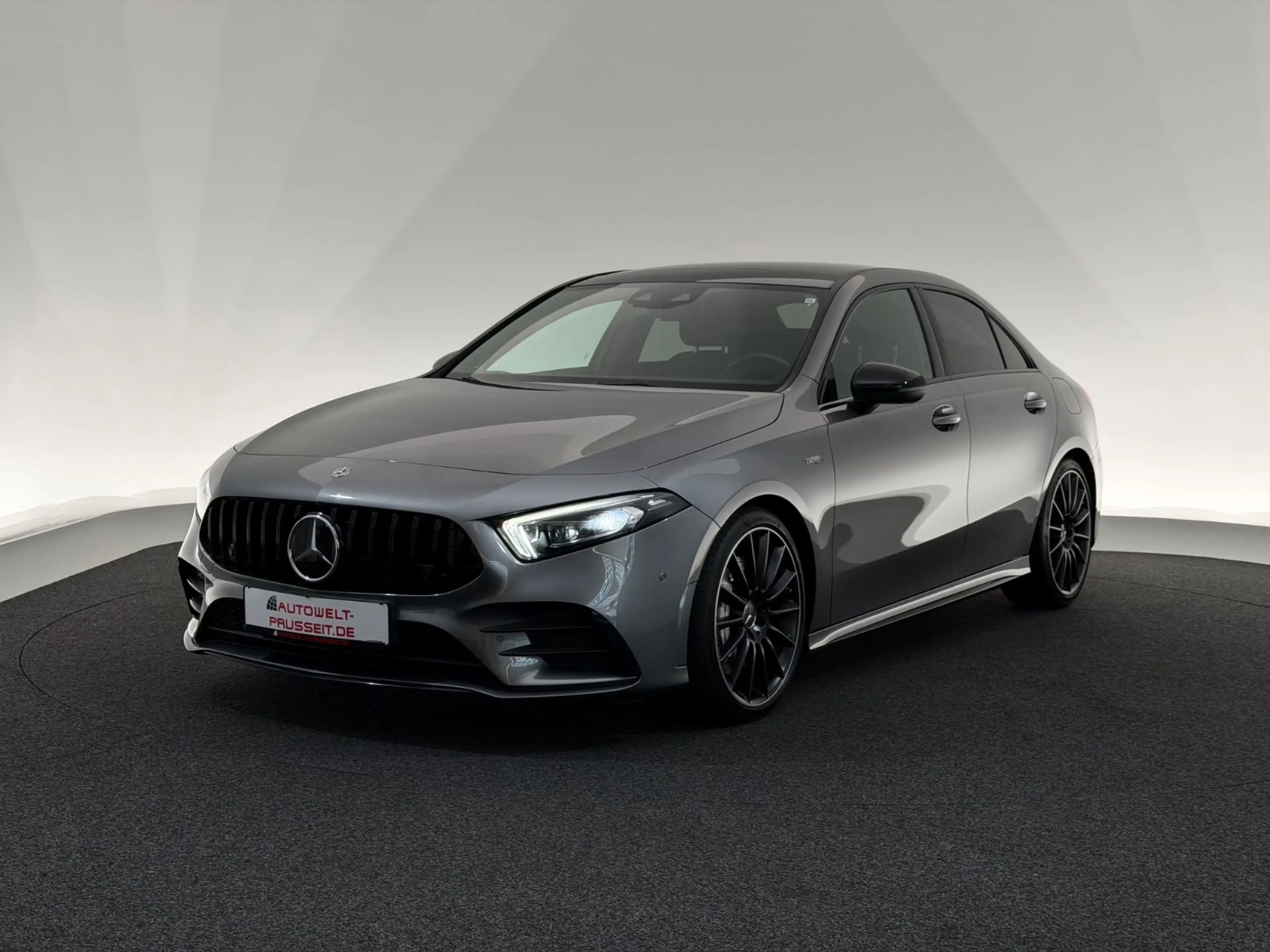 Mercedes-Benz A 35 AMG 4Ma. Lim.*NIGHT*LED-360°-BURM-PANO-ACC — photo 3