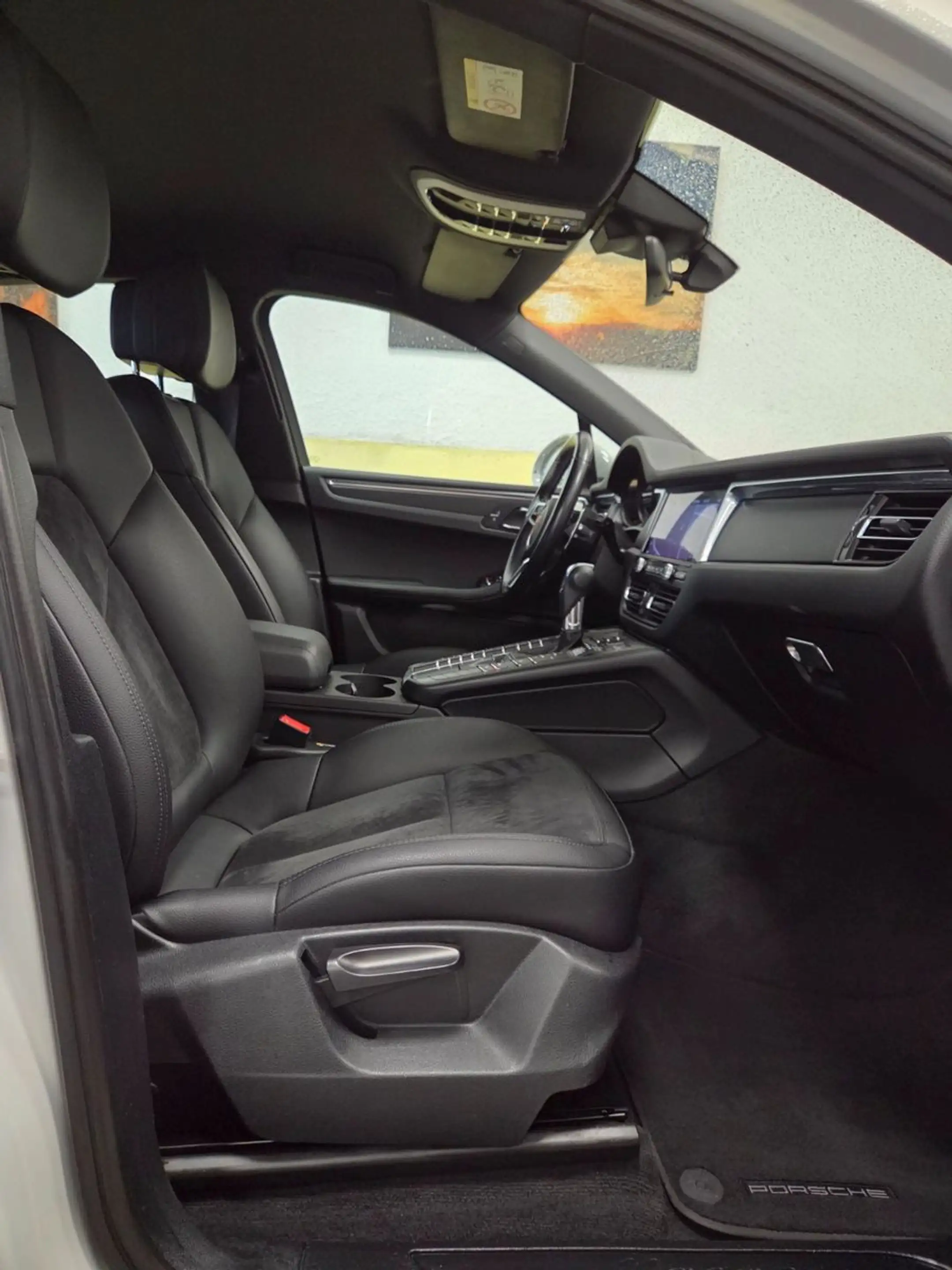 Porsche Macan 2.0 PDK 360° Deutsches Fahrzeug unfallfrei — photo 9