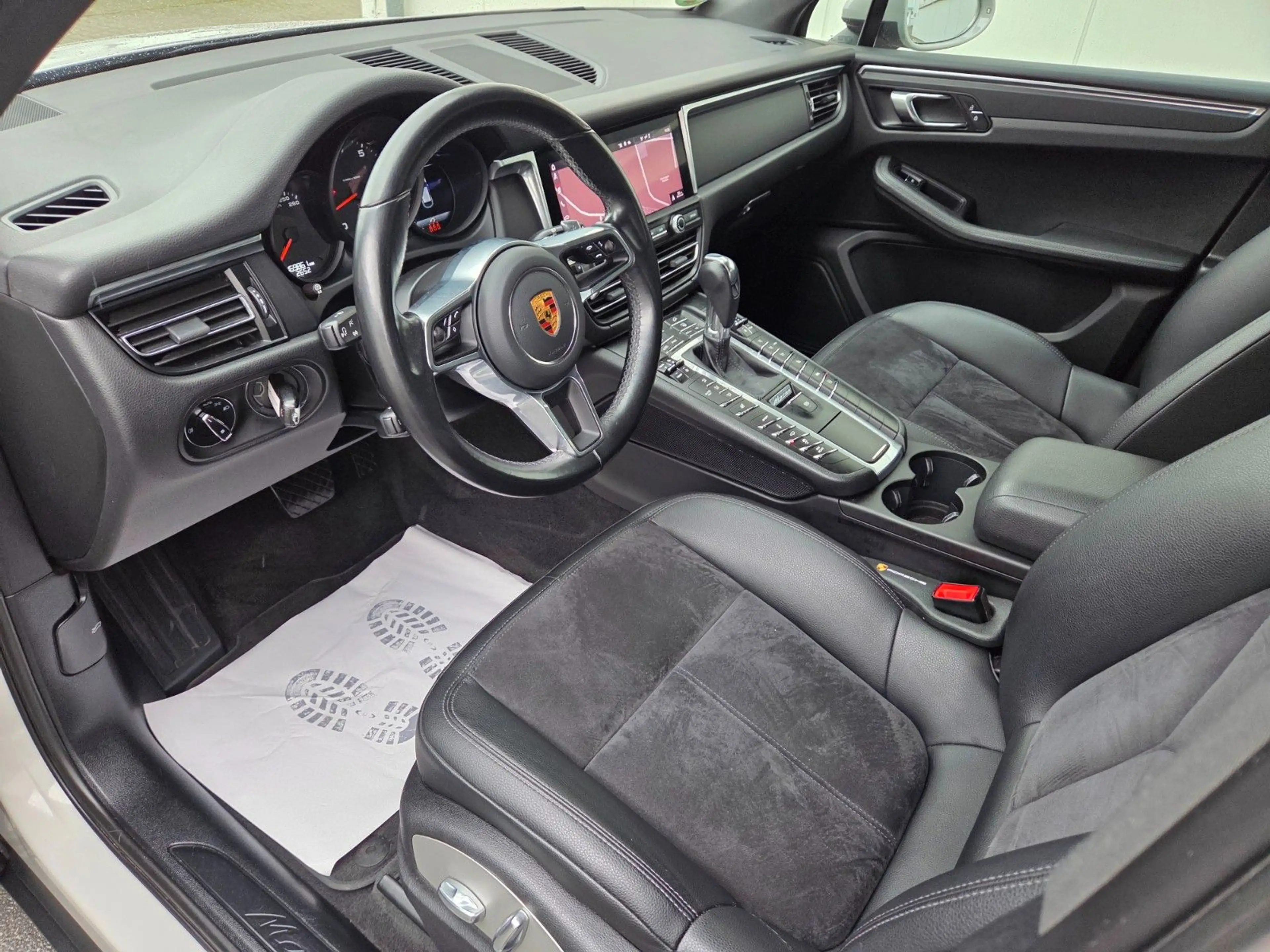 Porsche Macan 2.0 PDK 360° Deutsches Fahrzeug unfallfrei — photo 2