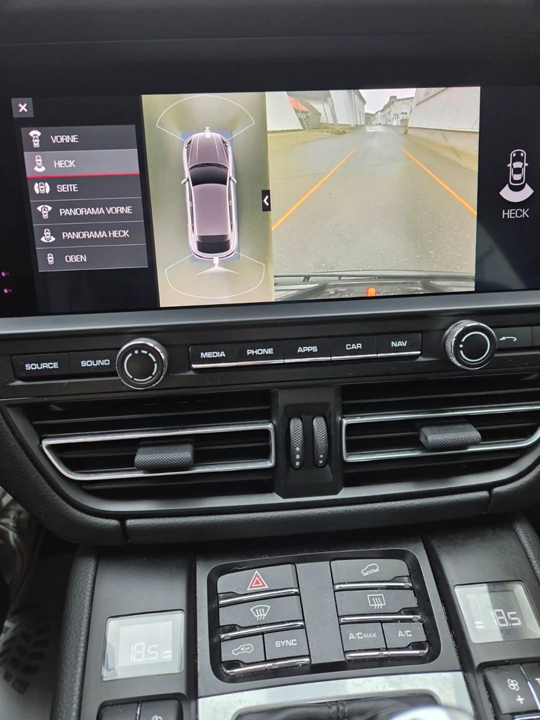 Porsche Macan 2.0 PDK 360° Deutsches Fahrzeug unfallfrei — photo 11
