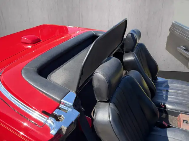 Mercedes-Benz SL view 14