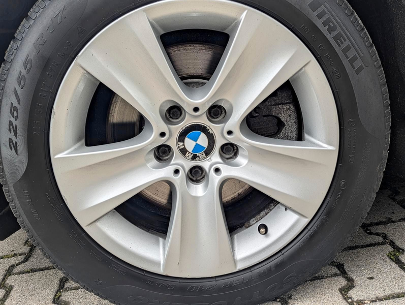 BMW 523 i*Limo*NaviProf*Leder*GLD*BIXenon*ALU*HUD* — photo 7