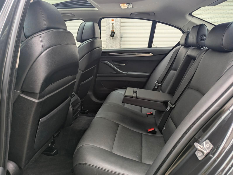 BMW 523 i*Limo*NaviProf*Leder*GLD*BIXenon*ALU*HUD* — photo 10