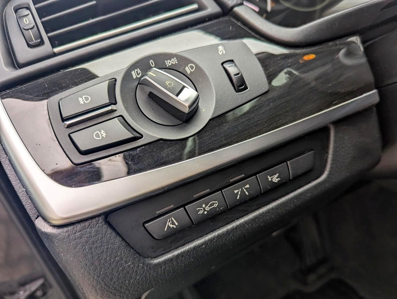 BMW 523 i*Limo*NaviProf*Leder*GLD*BIXenon*ALU*HUD* — photo 15
