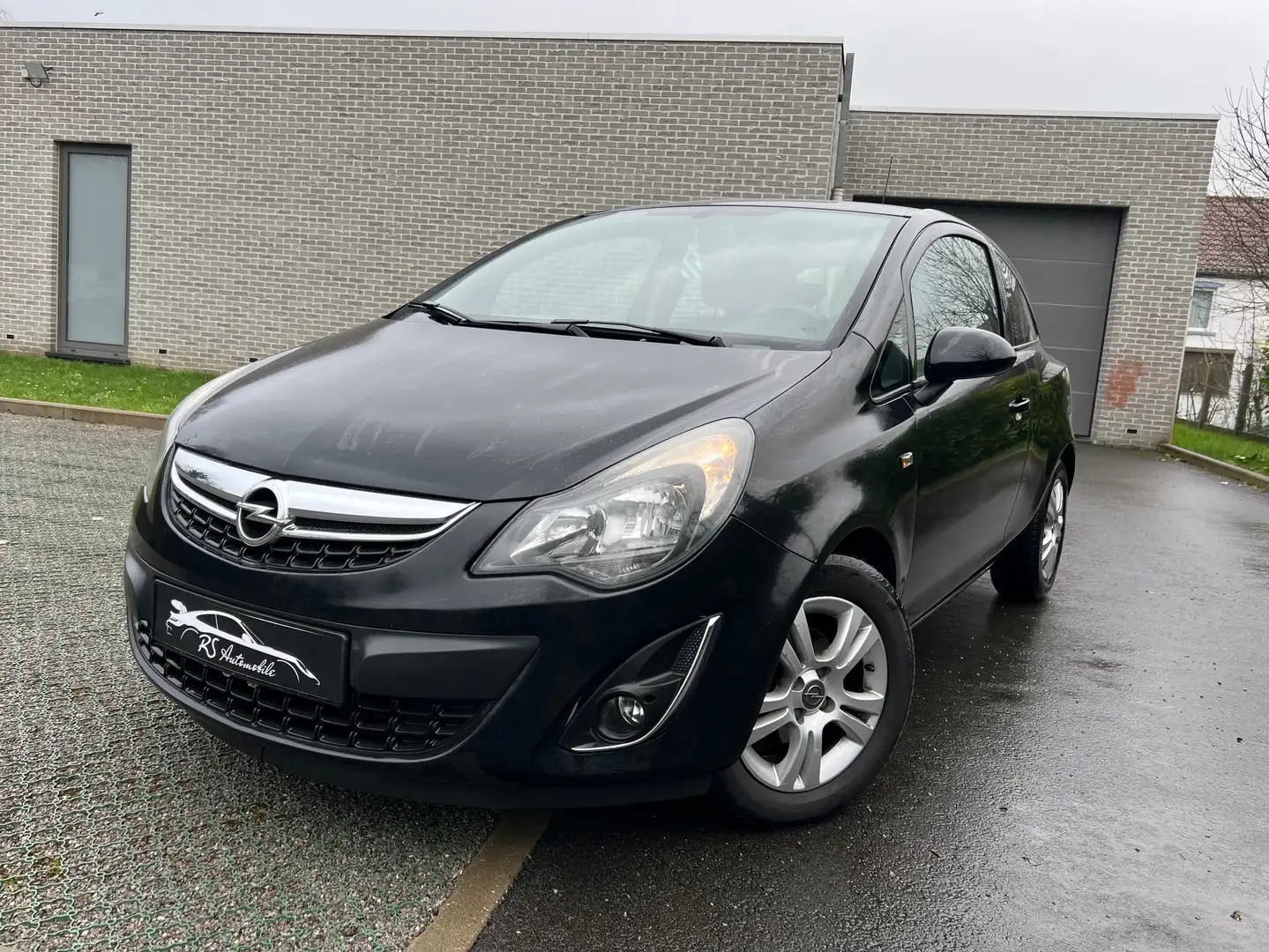 Opel Corsa 1.2i 85cv NAVI-CRUISE-USB-GARANTIE Noir - 1