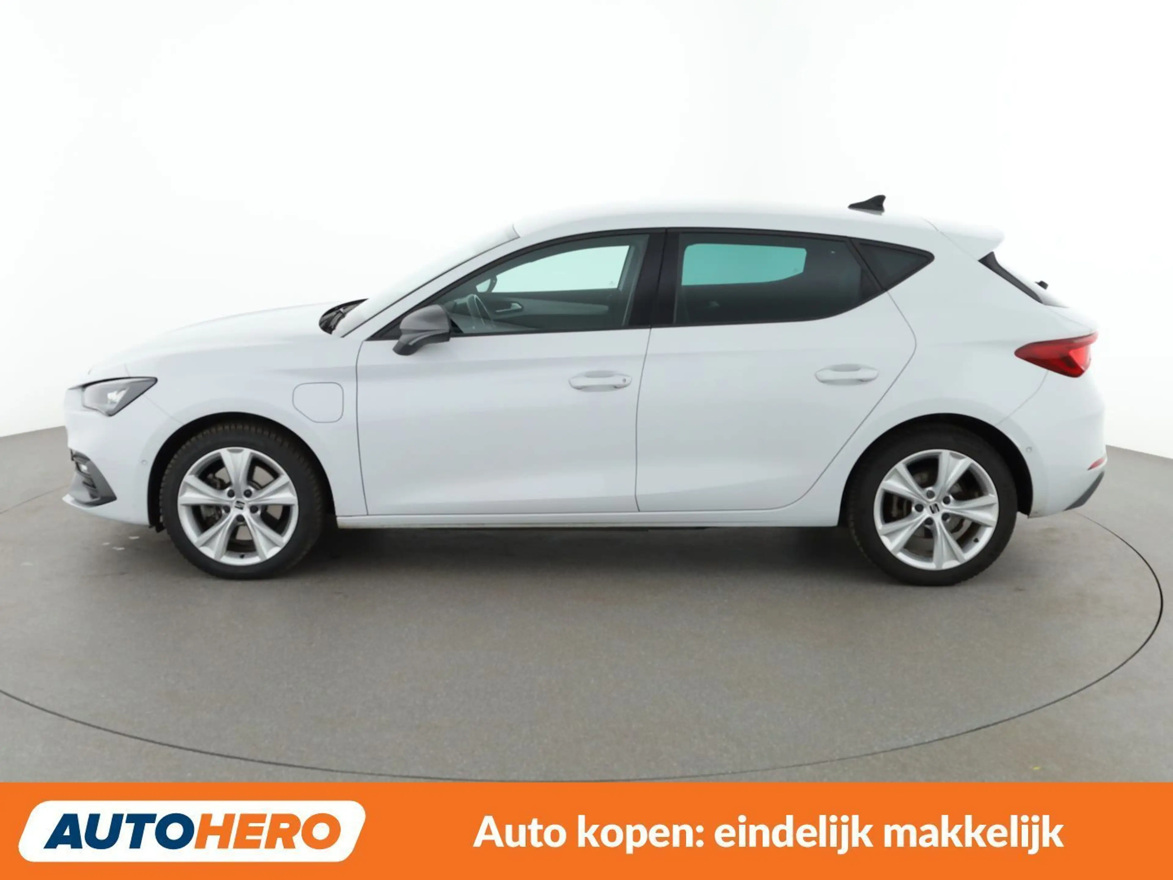 SEAT Leon e-Hybrid 1.4 TSI e-HYBRID FR — photo 3