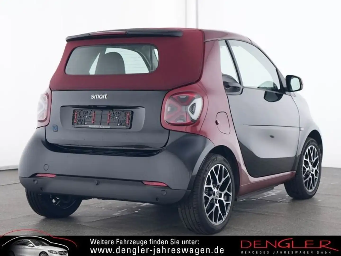 smart forTwo Fortwo Cabrio EQ LEDER*JBL*VERDECK ROT PRIME Schwarz - 2