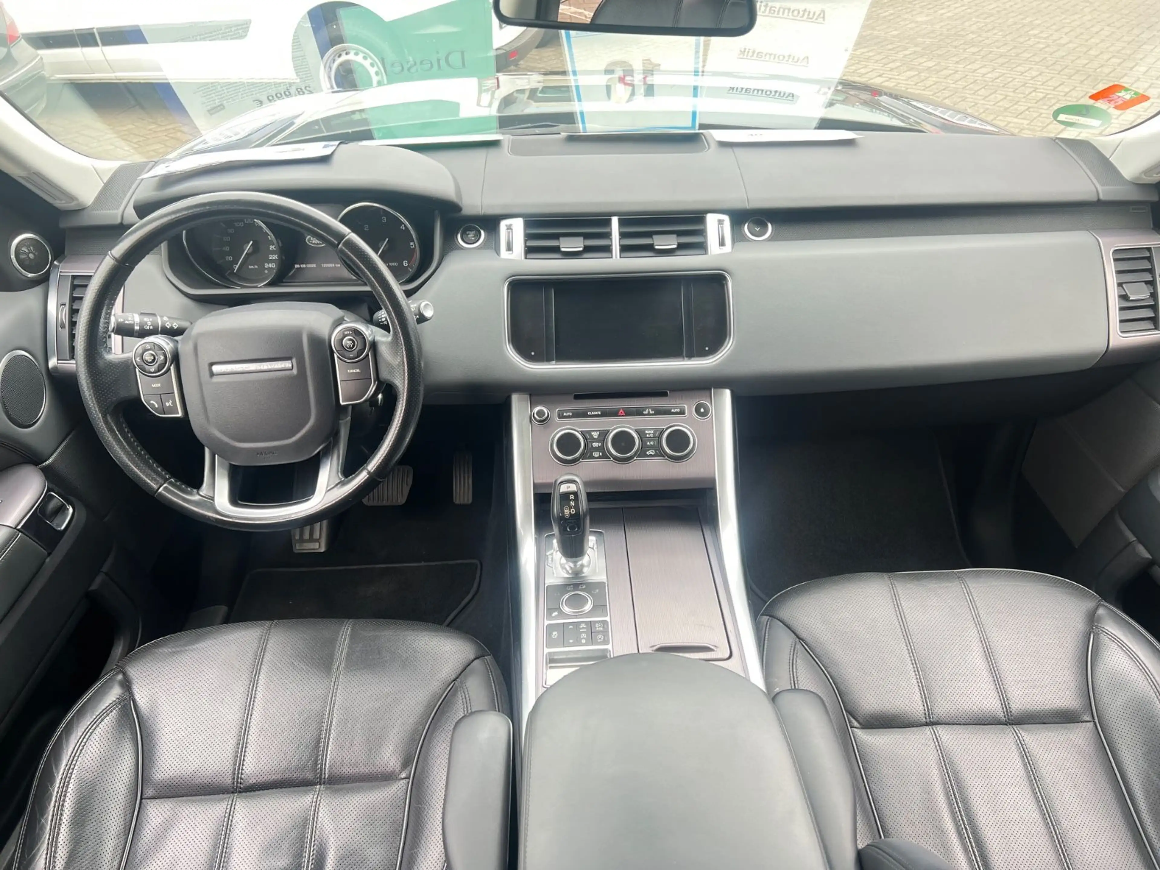 Land Rover Range Rover Sport HSE — photo 10