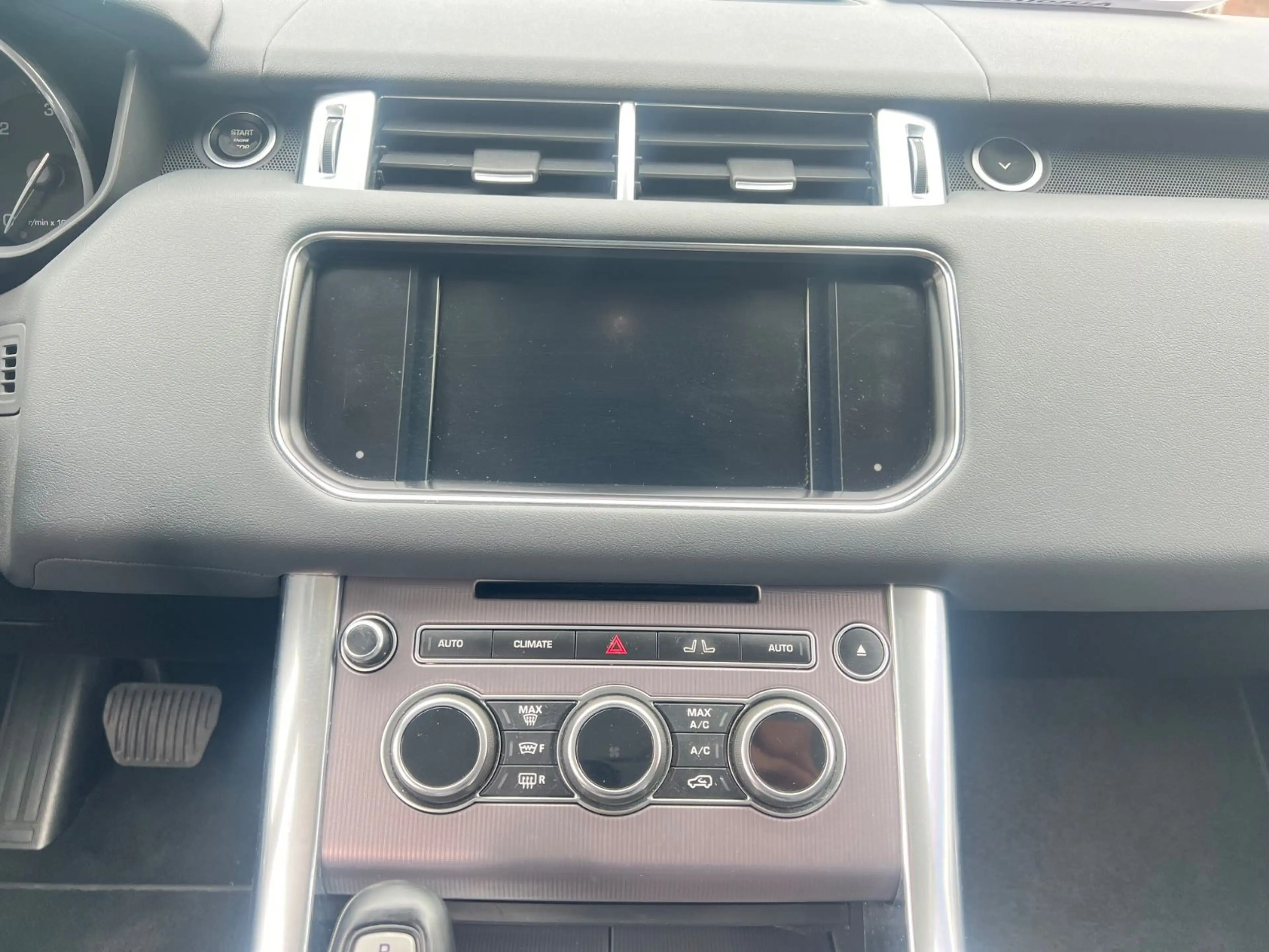 Land Rover Range Rover Sport HSE — photo 11