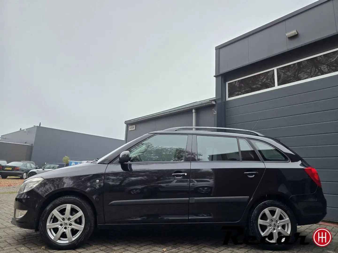 Skoda Fabia Combi - 1.2 TSI Ambition/Clima/Cruise/Zwart/Apk Schwarz - 2