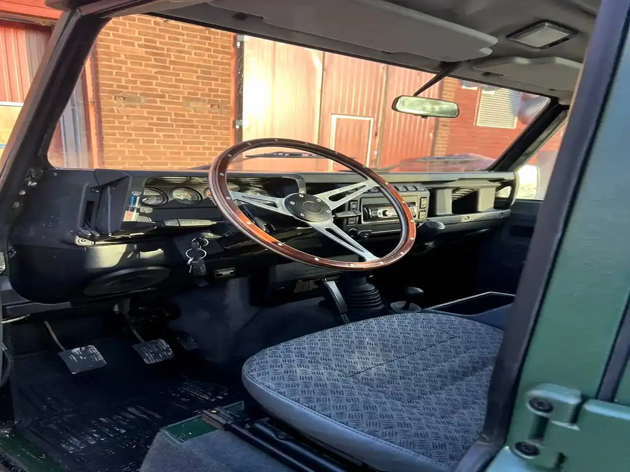 Land Rover Defender 2.5 110 Td5 County, foto 7