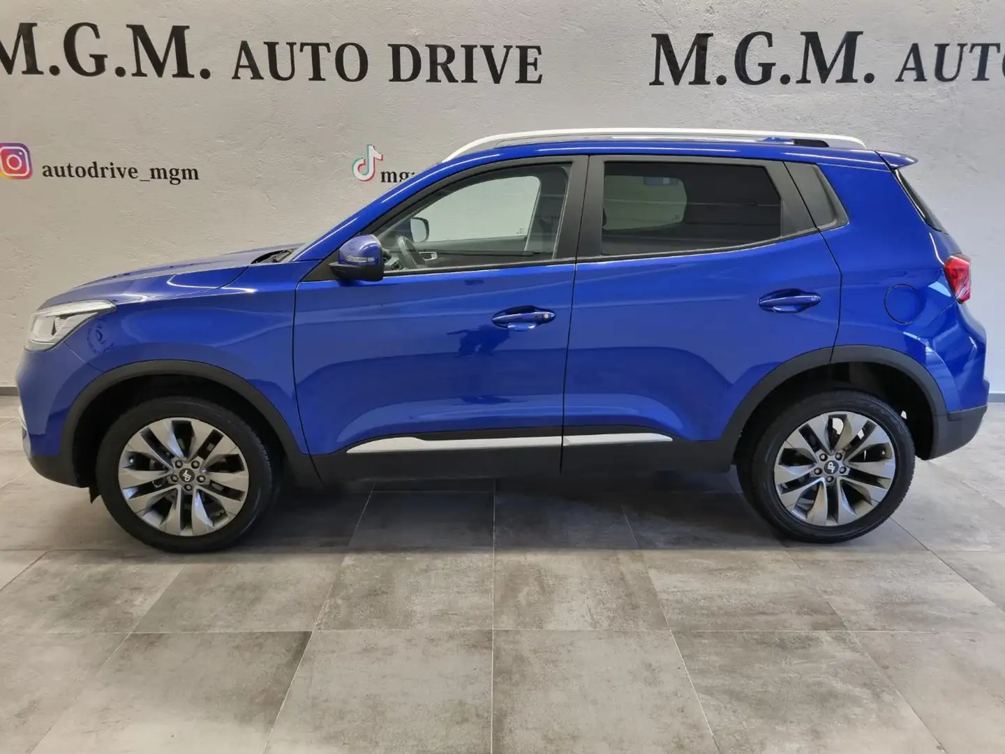 DR Automobiles DR4.0 1.5 Bleu - 2