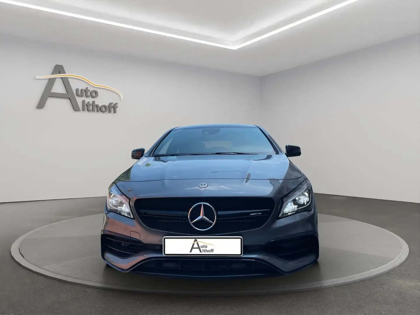Mercedes-Benz CLA 45 AMG SB 4Matic PANO PERFORM. SITZ+AUSPF. Grau - 2
