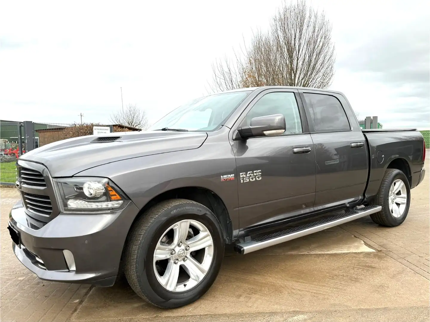 Dodge RAM 1500 5.7 HEMI*LARAMIE SPORT*LPG PRINS*VOLL* Gris - 2