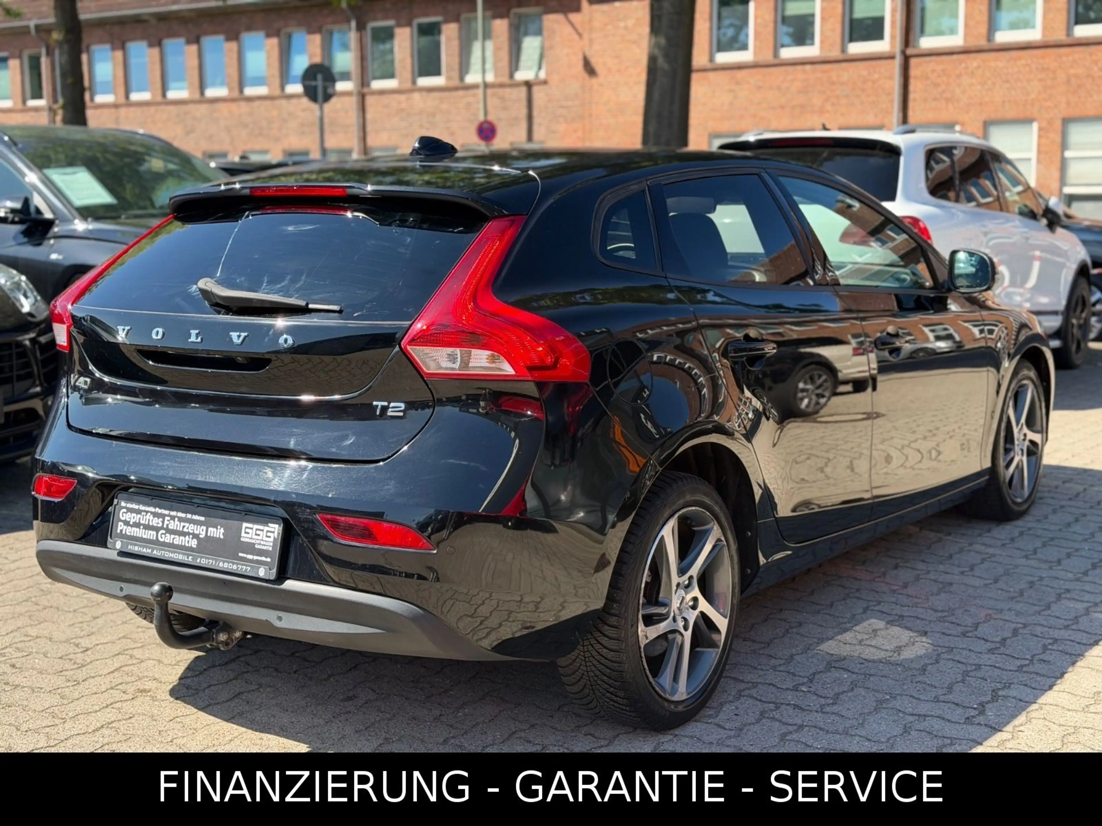 Volvo V40 MOMENTUM/NAVI/CAM/PDC/LEDER/AHK/LED/WENIG KM — photo 9