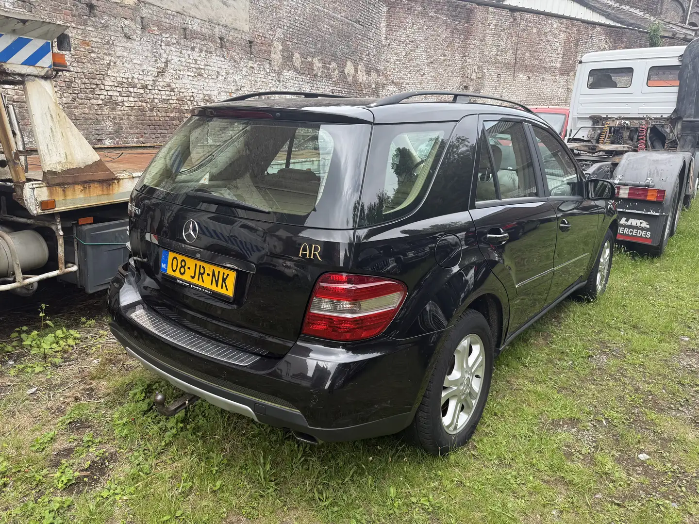 Mercedes-Benz ML 350 - 1