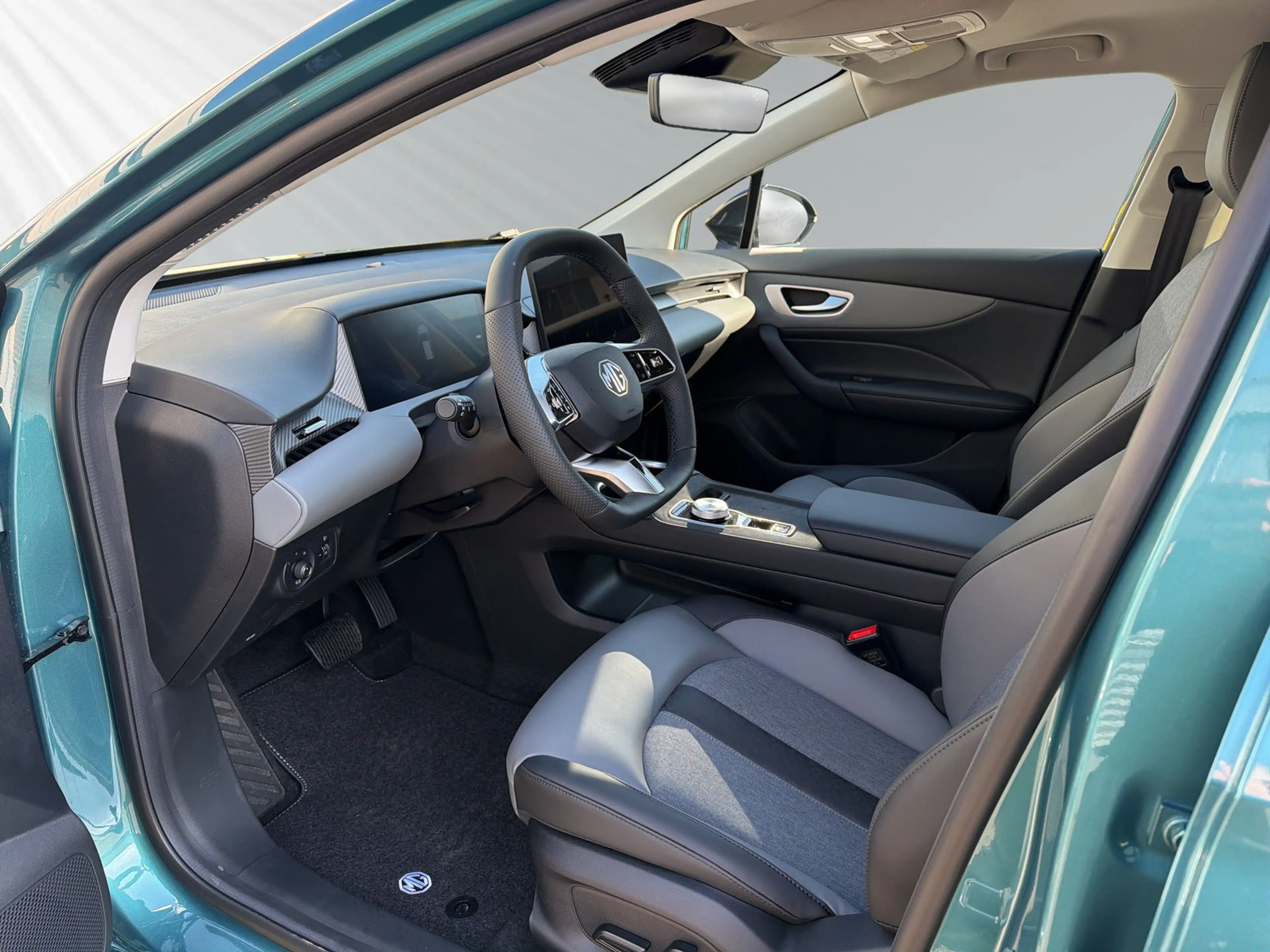 MG MG4 EV 64kWh Premium — photo 7