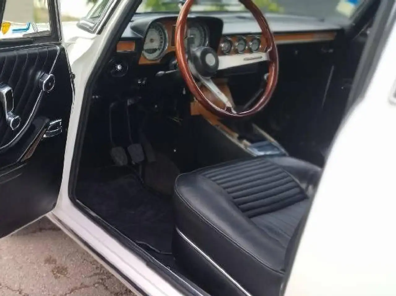 Alfa Romeo 2000 Berlina, foto 9