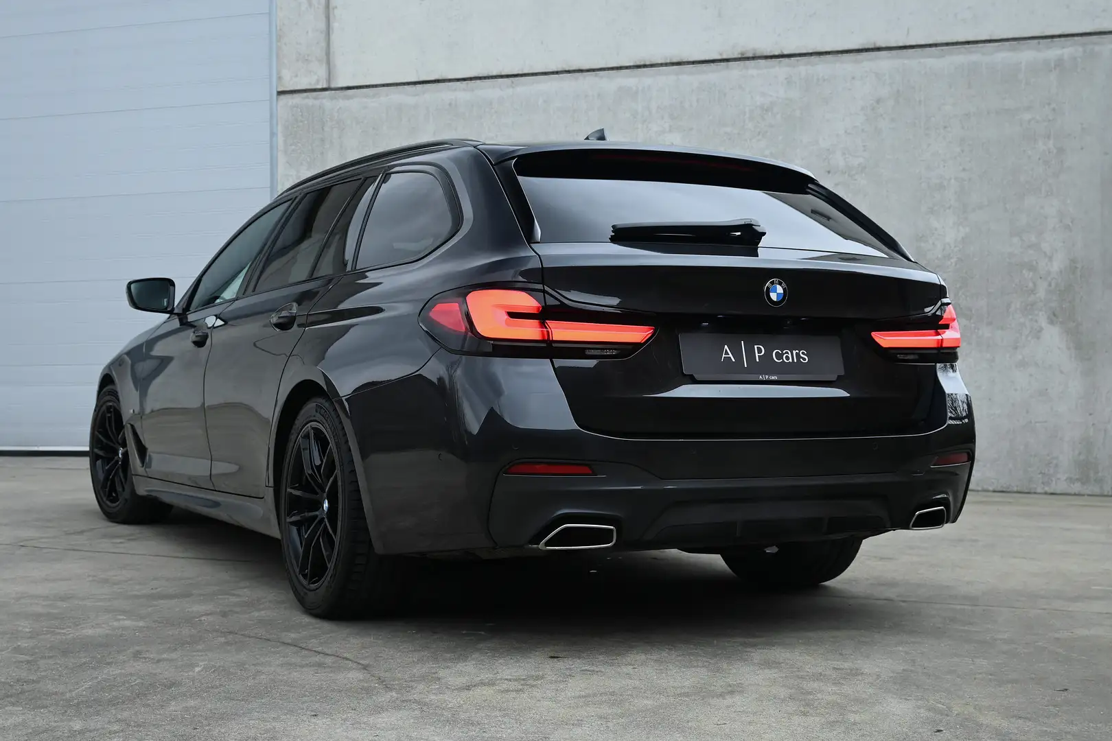 BMW 530 Touring FACELIFT | M-pakket | M-brakes | carplay Gris - 2