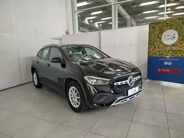Mercedes-Benz GLA 200 d Automatic Business Extra