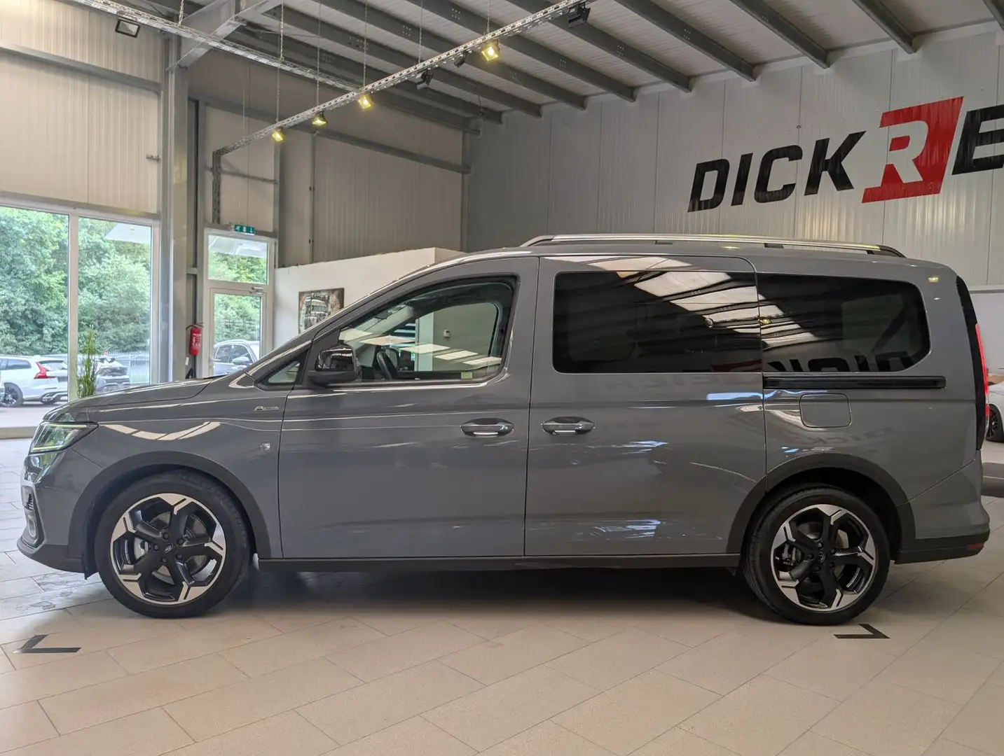Ford Grand Tourneo Active 7-Sit Bi-LED Cam Pano AHK Grau - 2