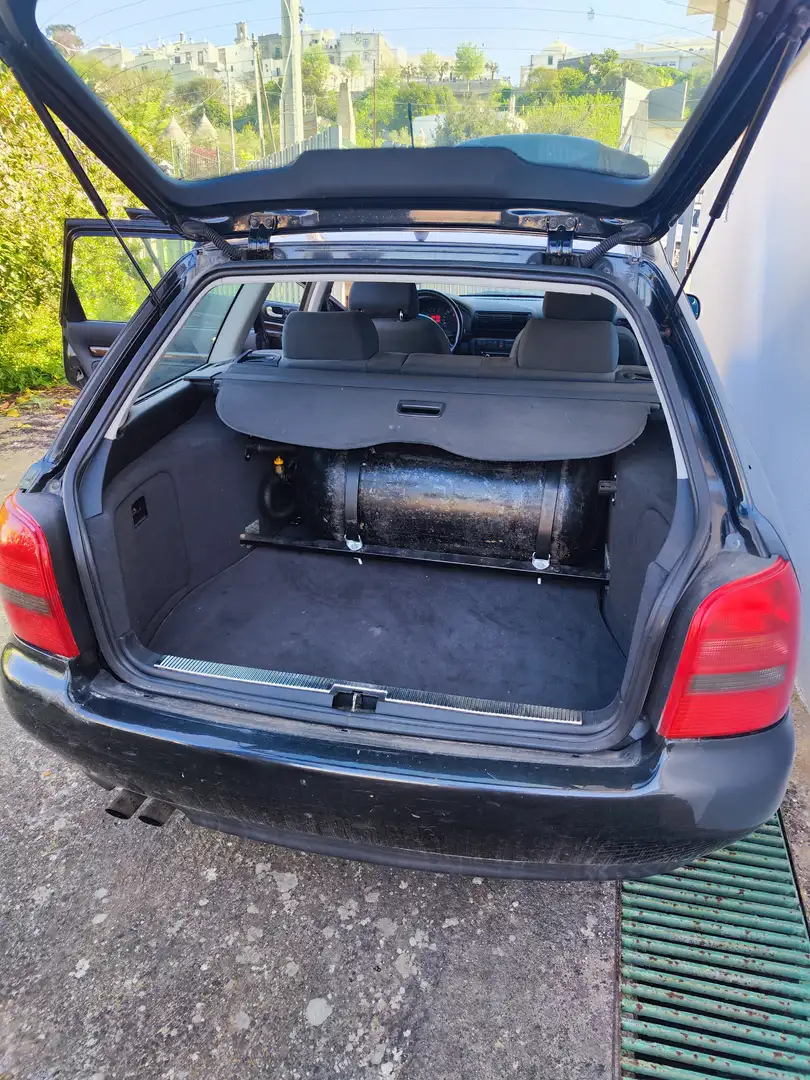 Audi A4 Avant 1.8 turbo quattro 150cv Blu/Azzurro - 2