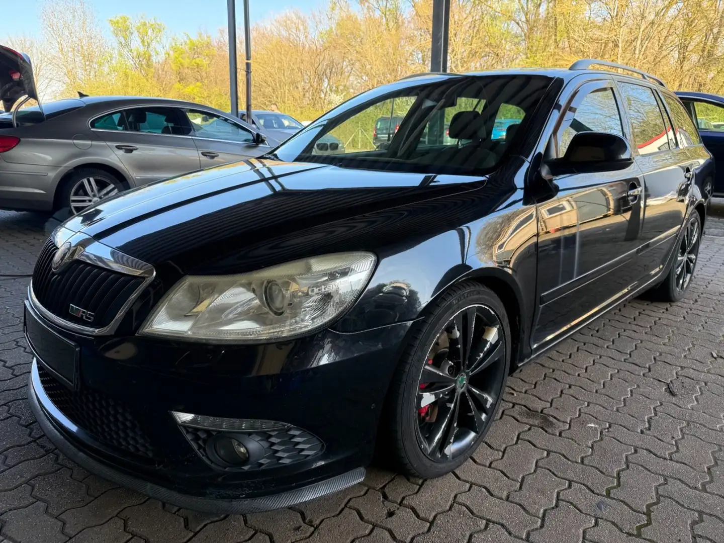 Skoda Octavia Combi RS MOTORSCHADEN Noir - 1