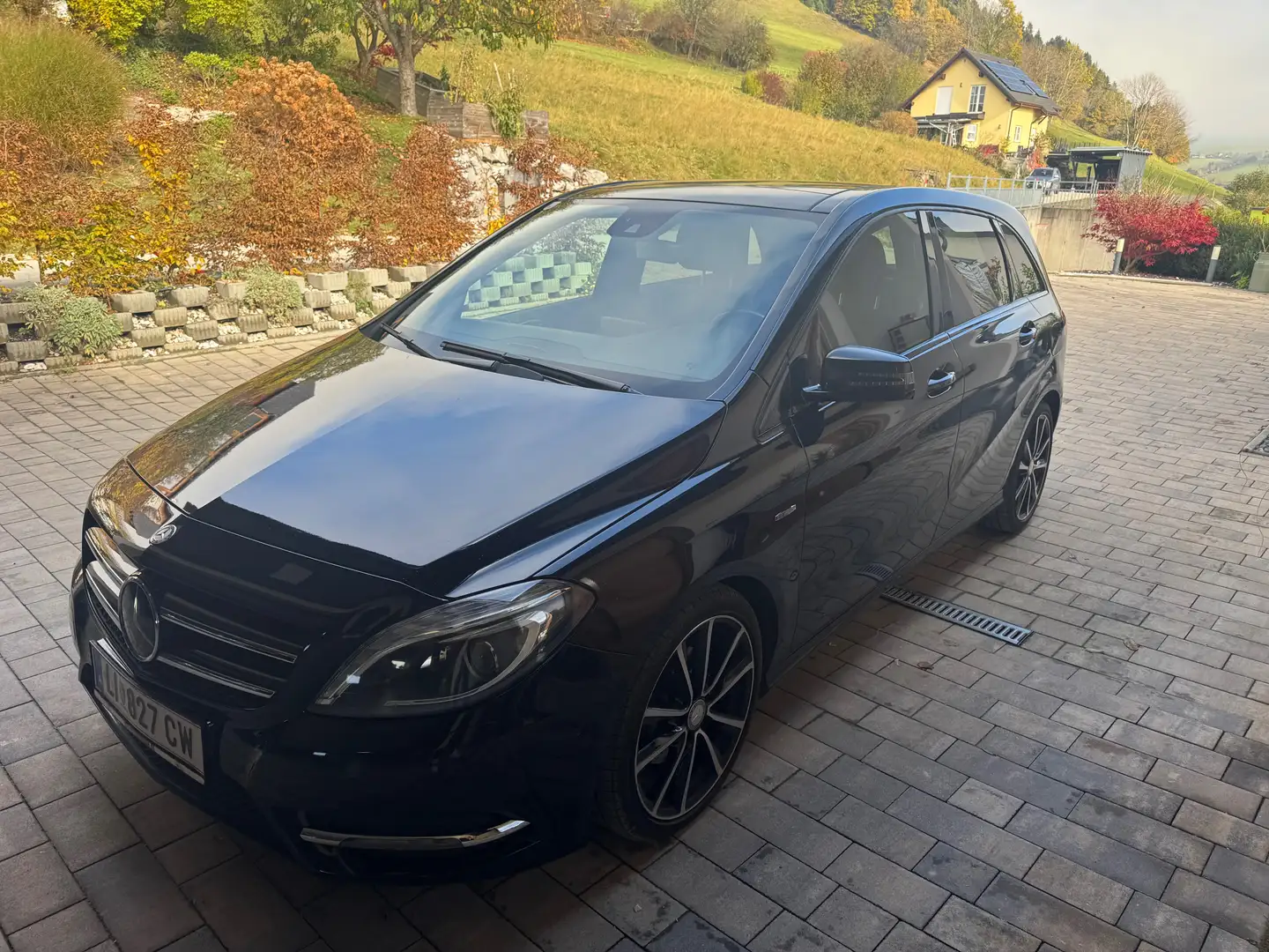 Mercedes-Benz B 200 B 200 CDI BlueEfficiency A-Edition Plus Schwarz - 2