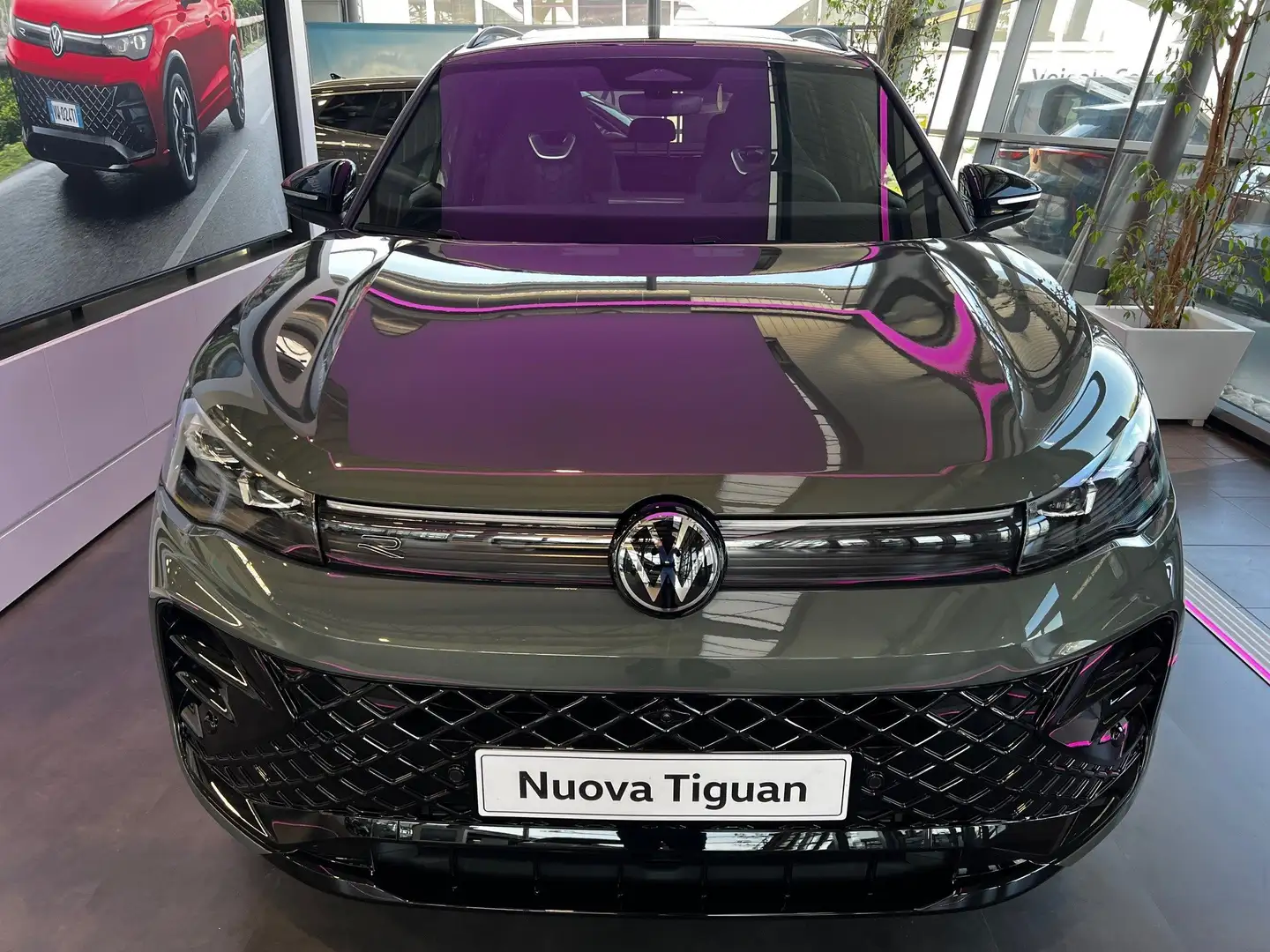 Volkswagen Tiguan Tiguan 2.0 tsi R-Line Plus 4motion 265cv dsg Verde - 2