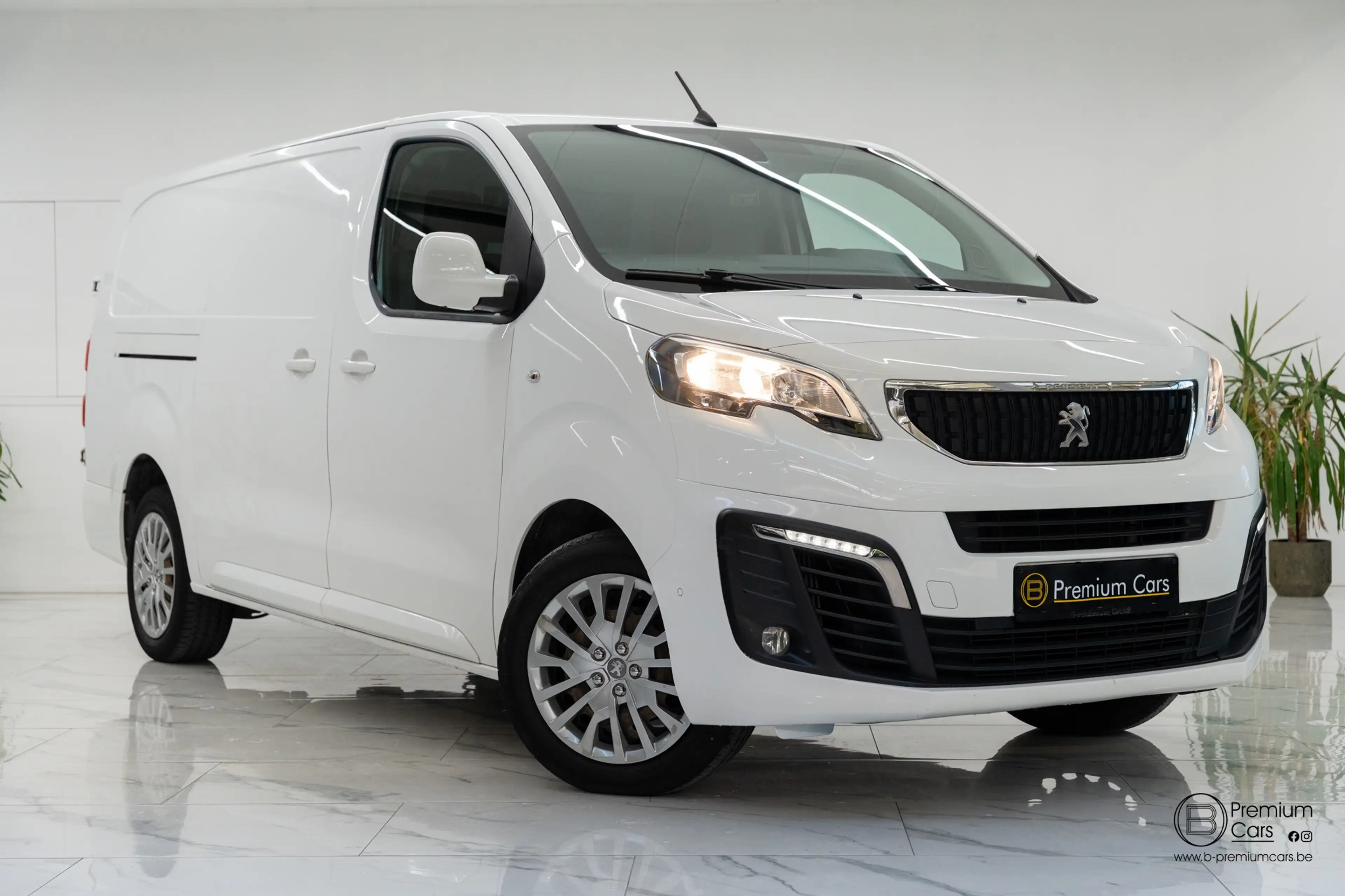 Peugeot Expert aut. 2.0 HDI Long! Camera, Airco! Trekhaak! — photo 6