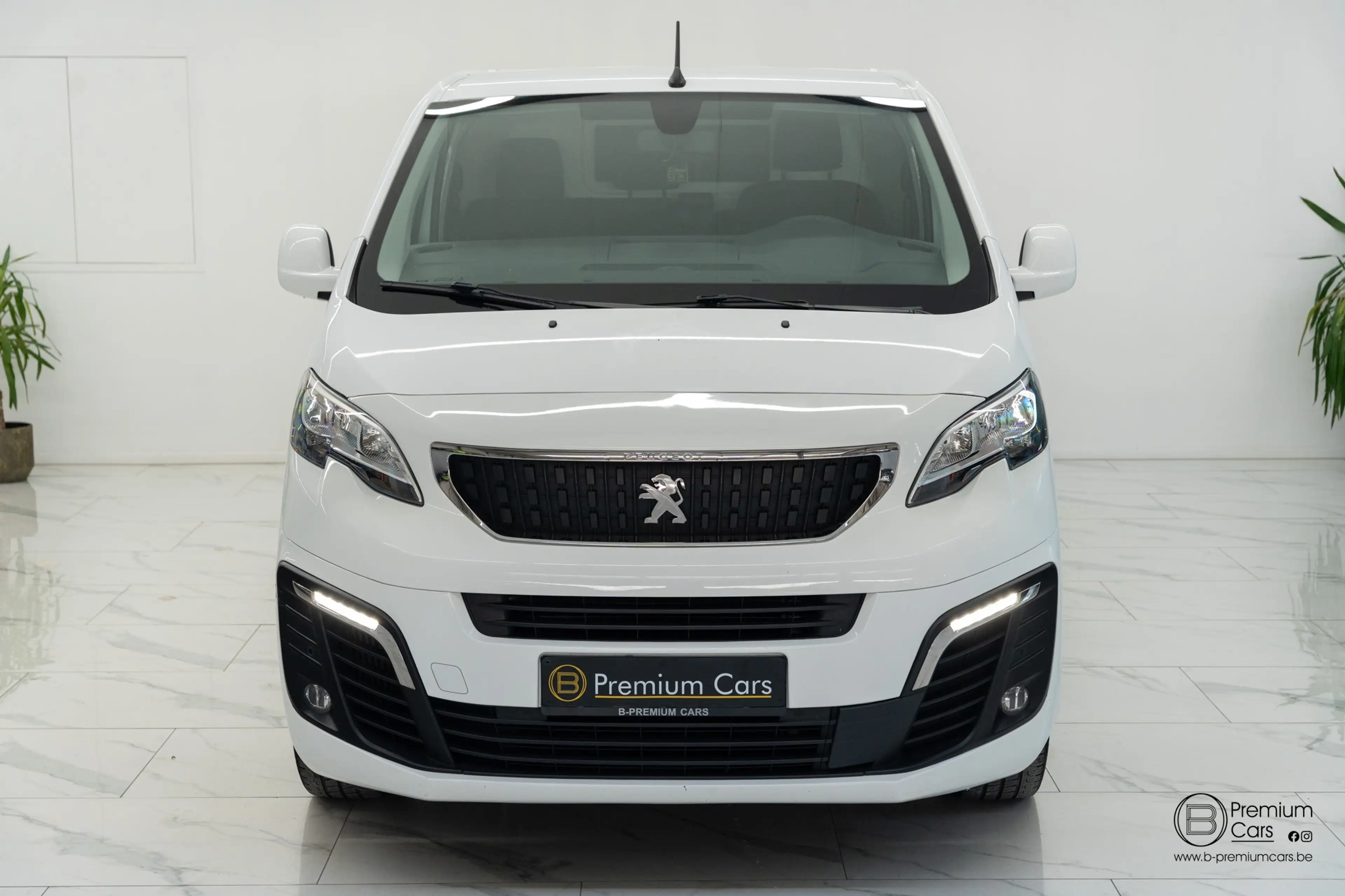 Peugeot Expert aut. 2.0 HDI Long! Camera, Airco! Trekhaak! — photo 4