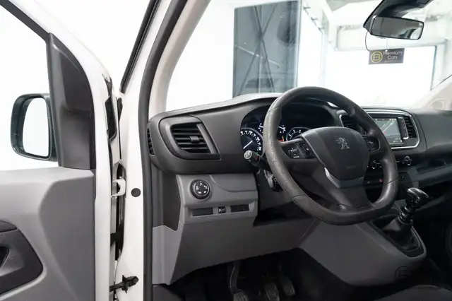 Peugeot Expert view 9