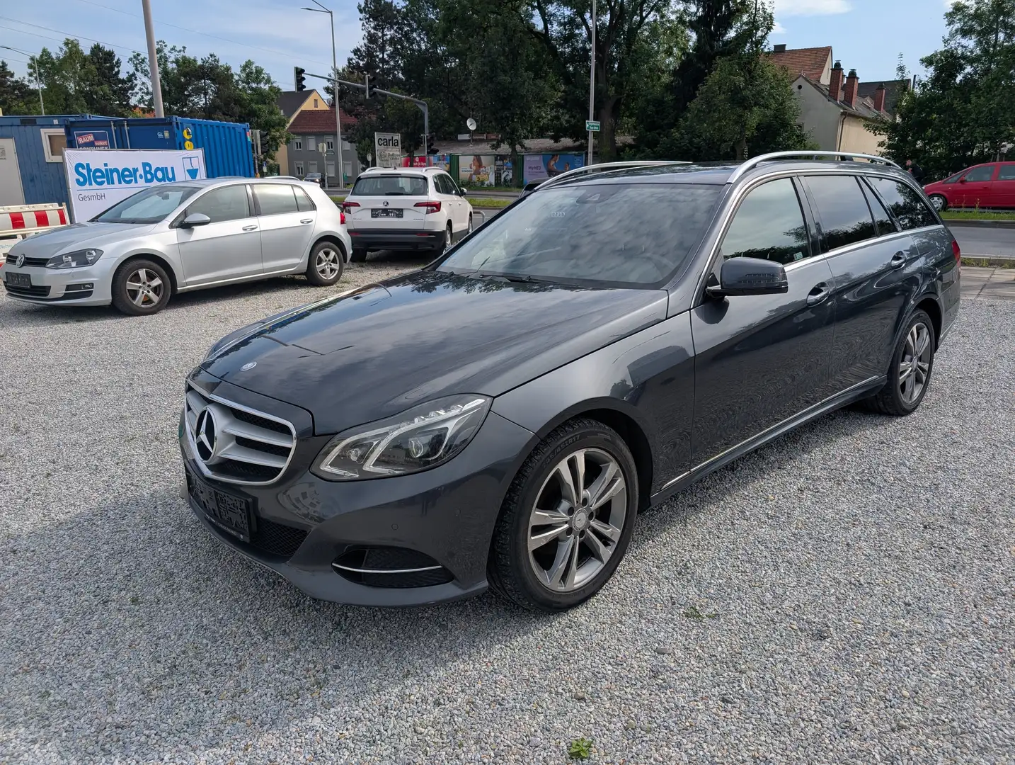 Mercedes-Benz E 200 CDI T Avantgarde A-Edition Aut. Grau - 1