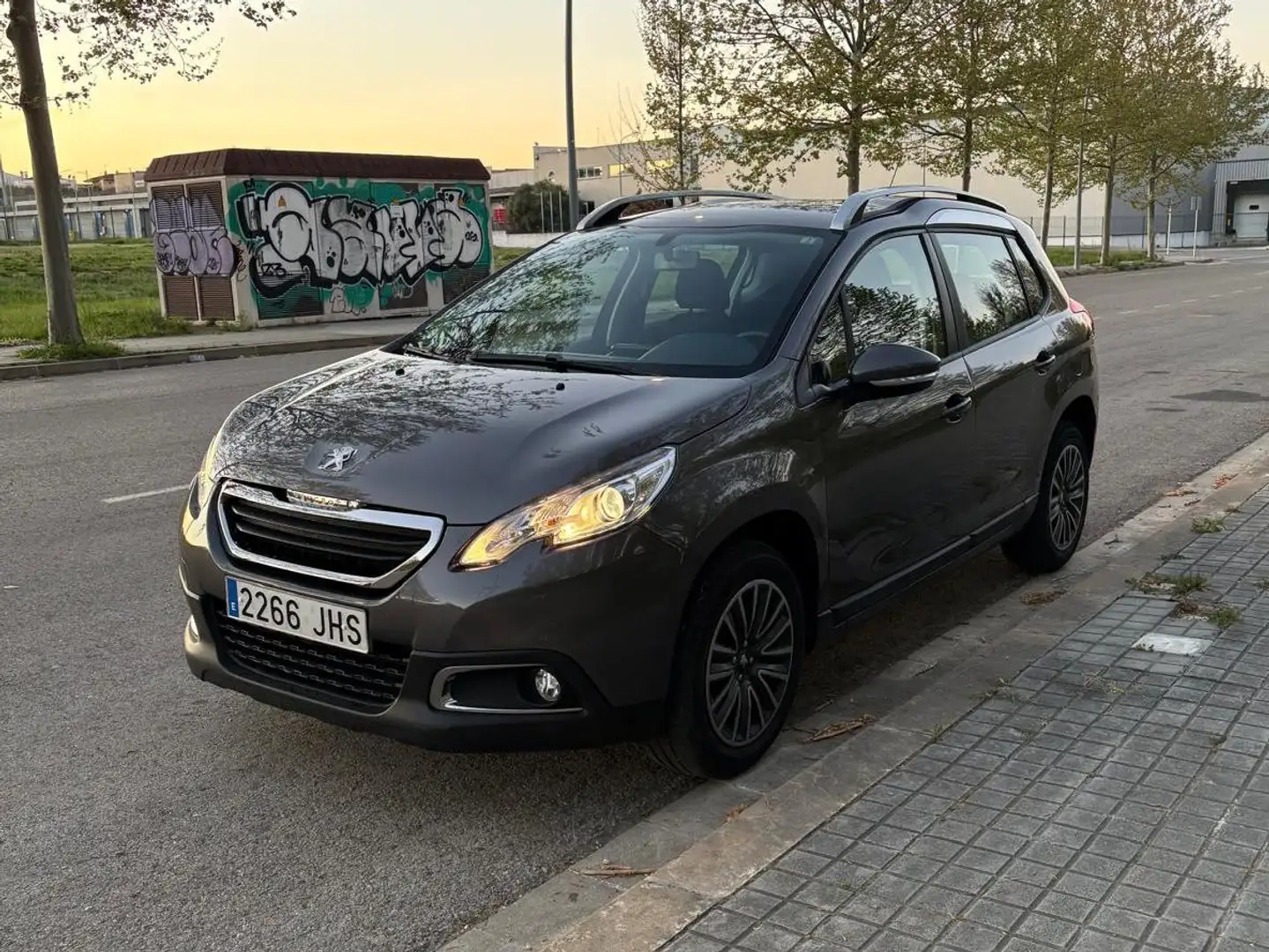 Peugeot 2008 2008 1.6 BlueHDI S - 1