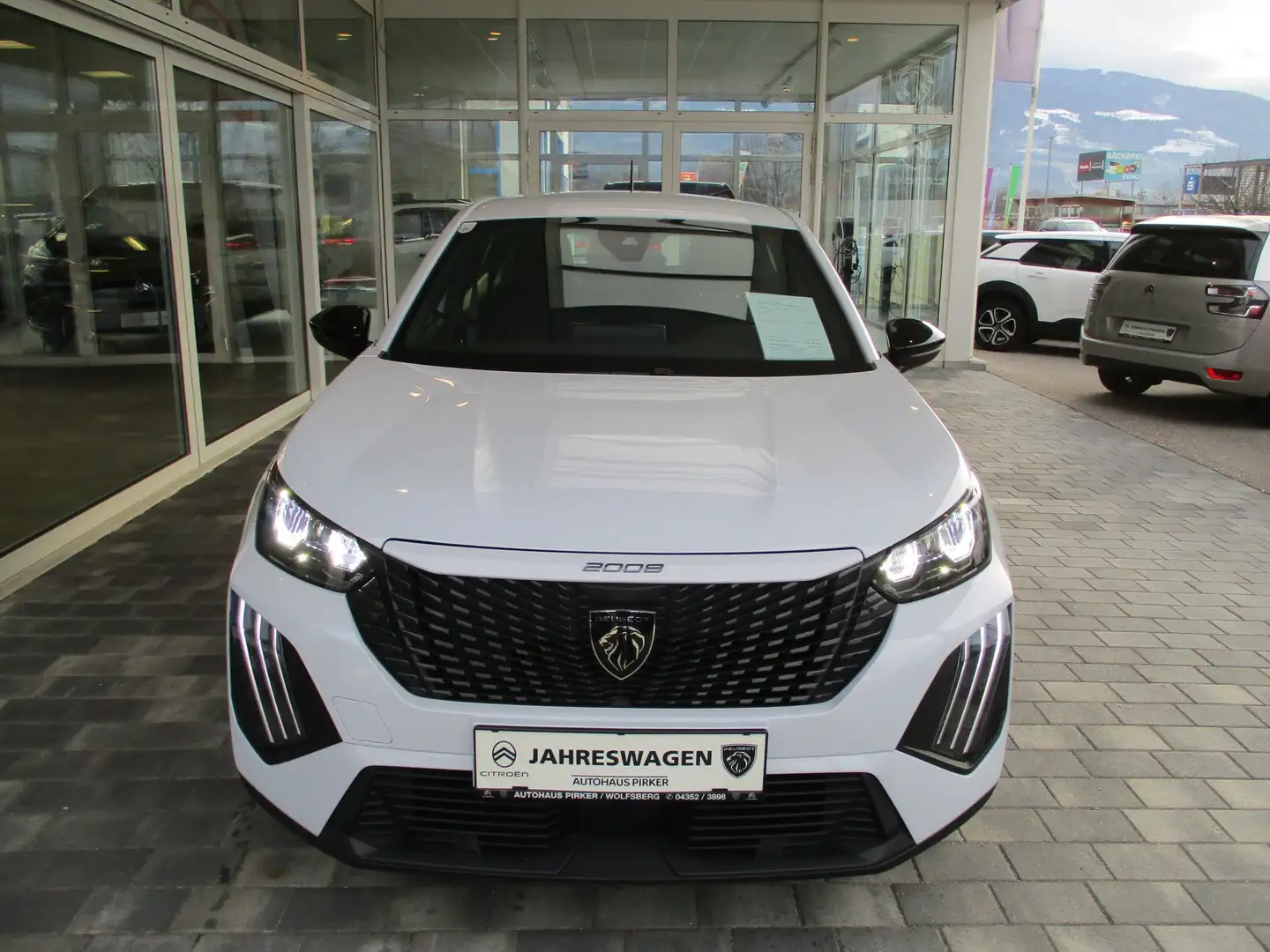 Peugeot 2008 Style PT100 Weiß - 2