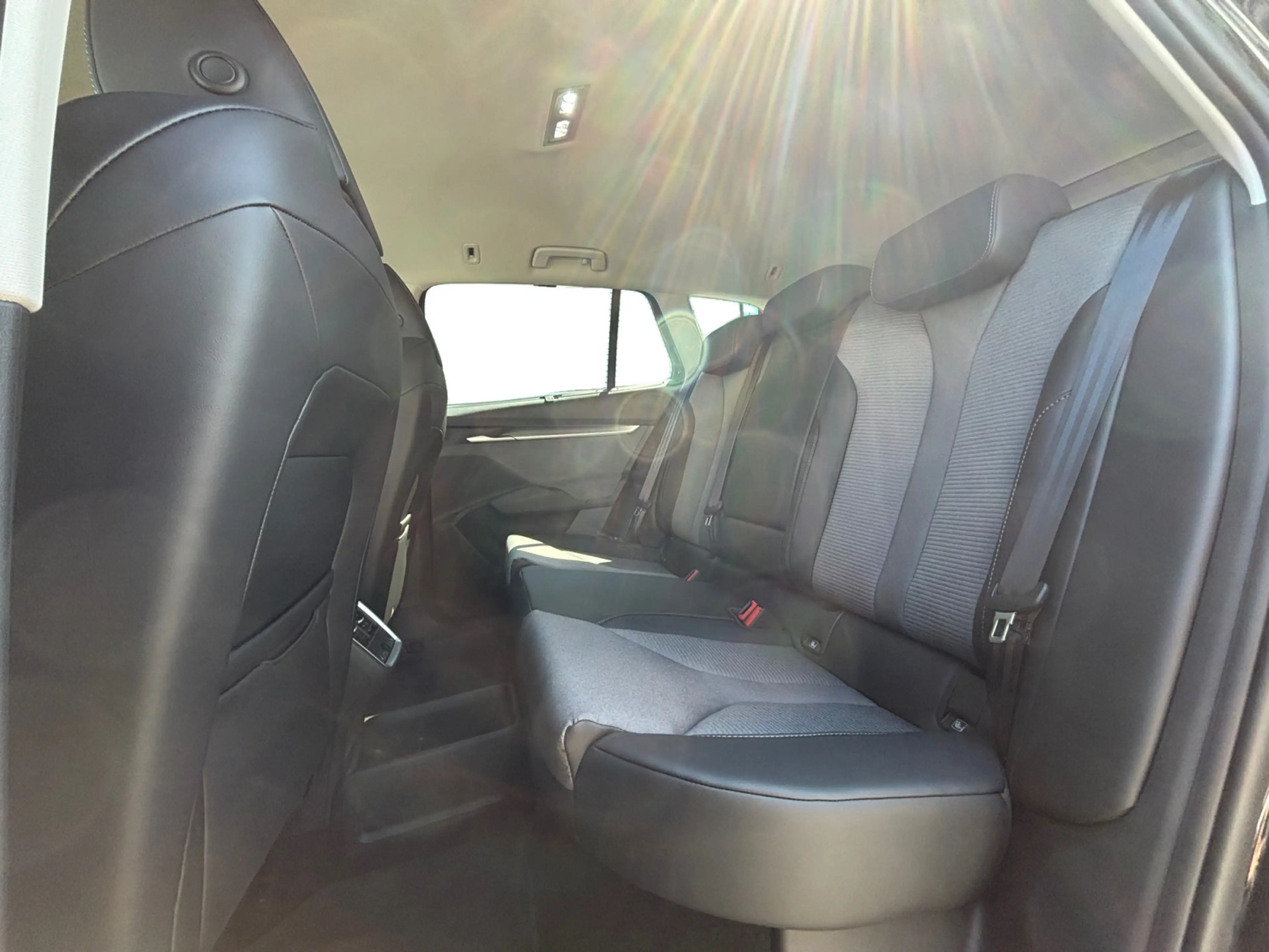 Skoda Enyaq Selection 60 Transport Winter Advanced AHK — photo 11