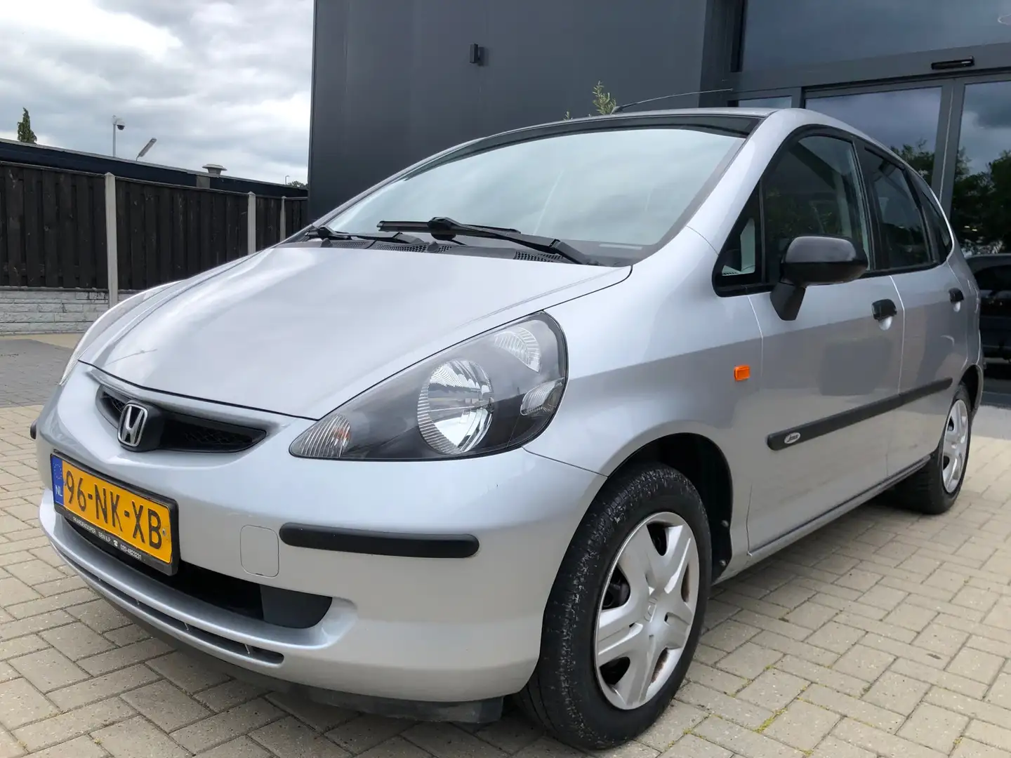 Honda Jazz 1.2 NIEUWE APK 5 DEURS TREKHAAK ELEKTR PAKKET Grijs - 1