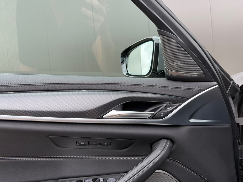 BMW 545 5-serie 545e xDrive M-Sport AC Schnitzer Pano 360 — photo 12