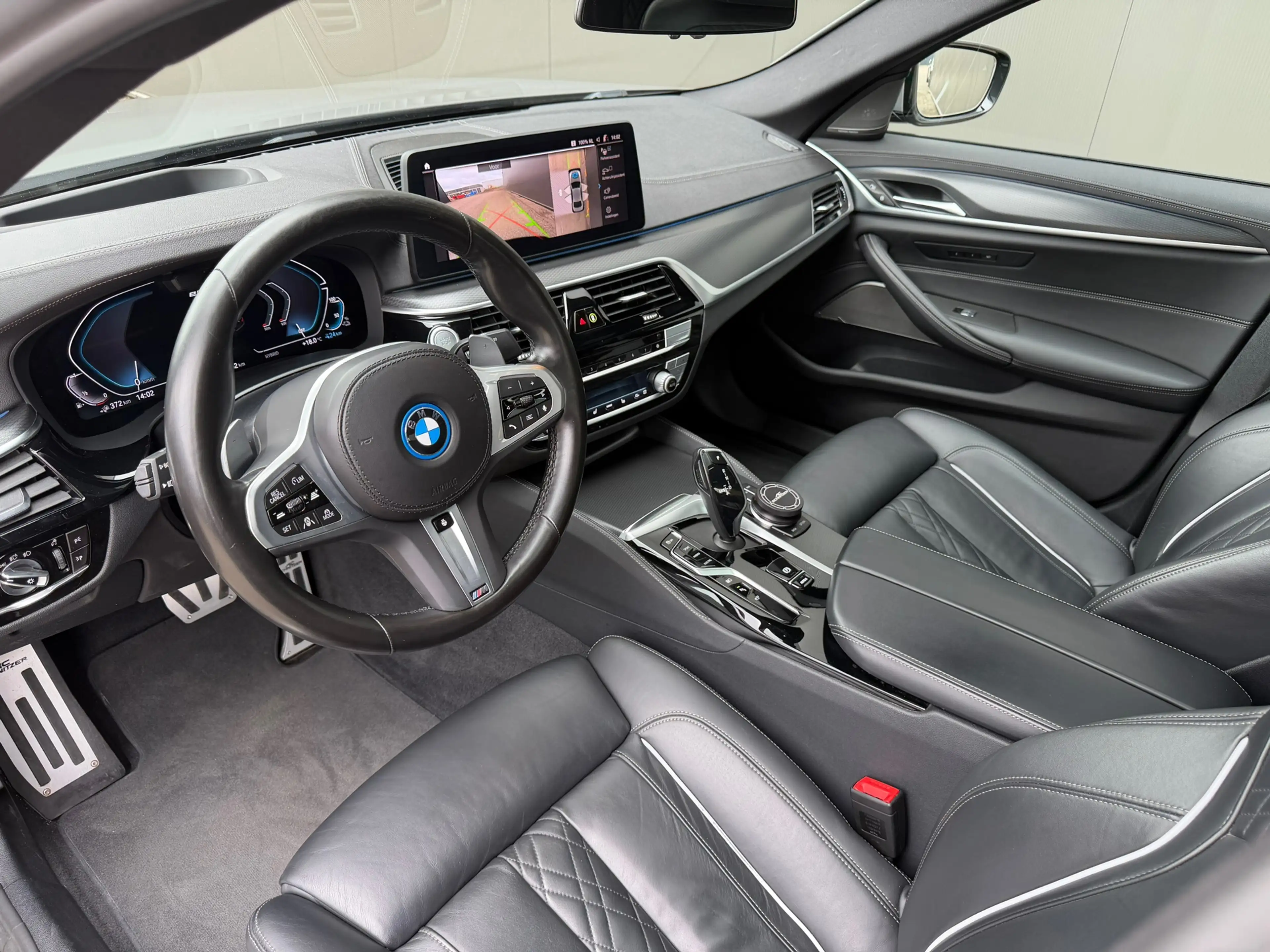 BMW 545 5-serie 545e xDrive M-Sport AC Schnitzer Pano 360 — photo 11