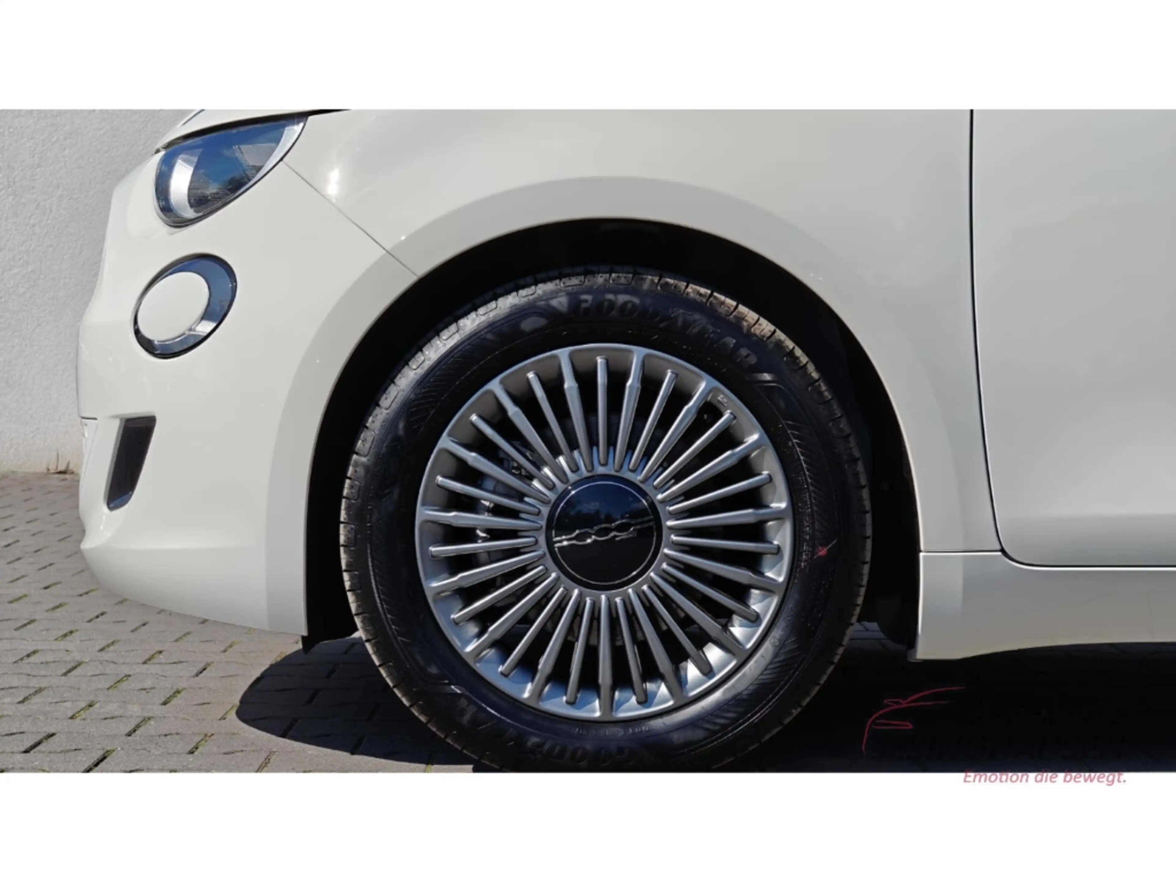Fiat 500 Hybr.*Icon !! AKTIONSPREIS BEI ZULASSUNG BIS 31.10 — photo 11